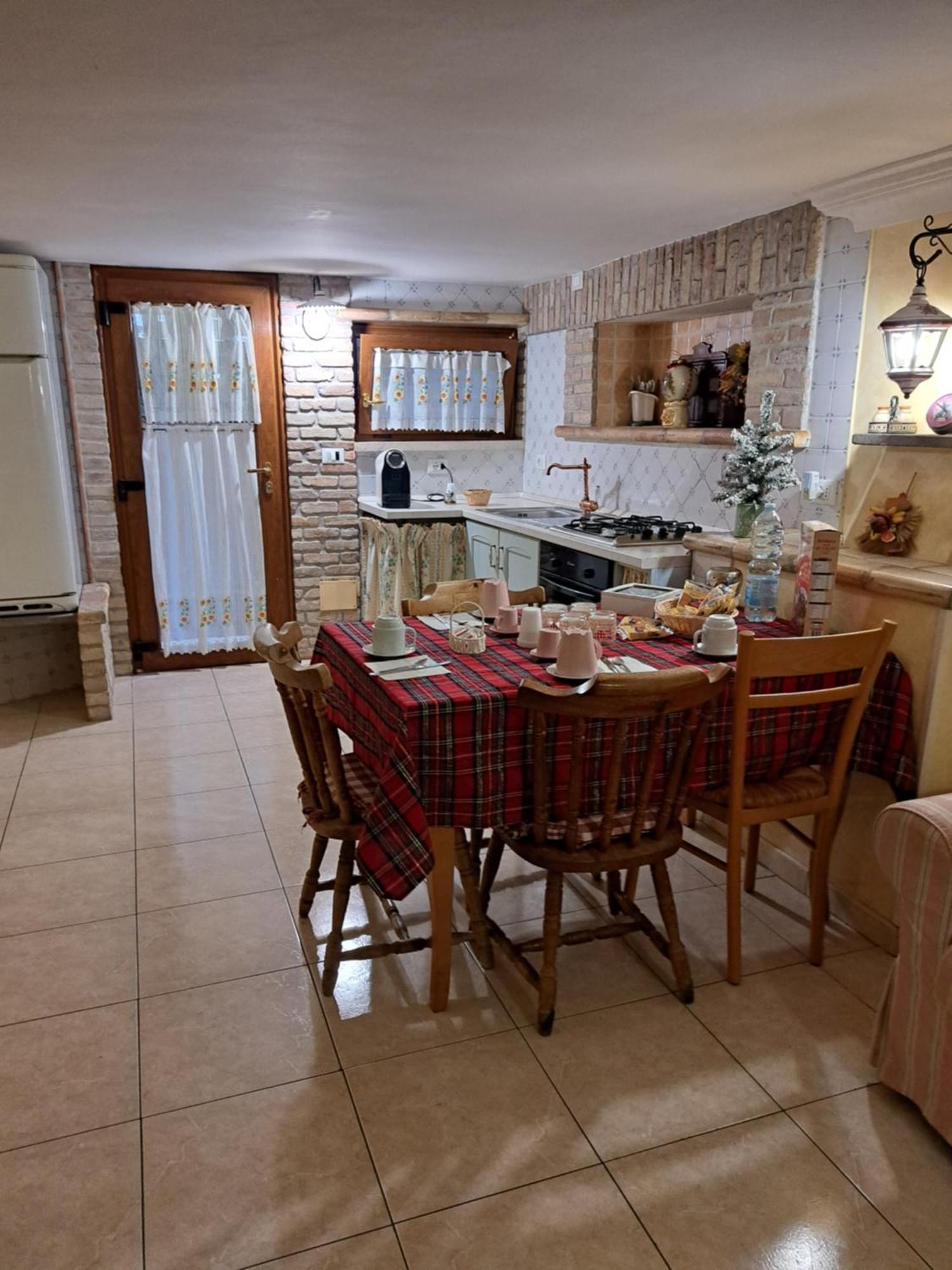 Le Scalette Bed & Breakfast Rome Exterior photo